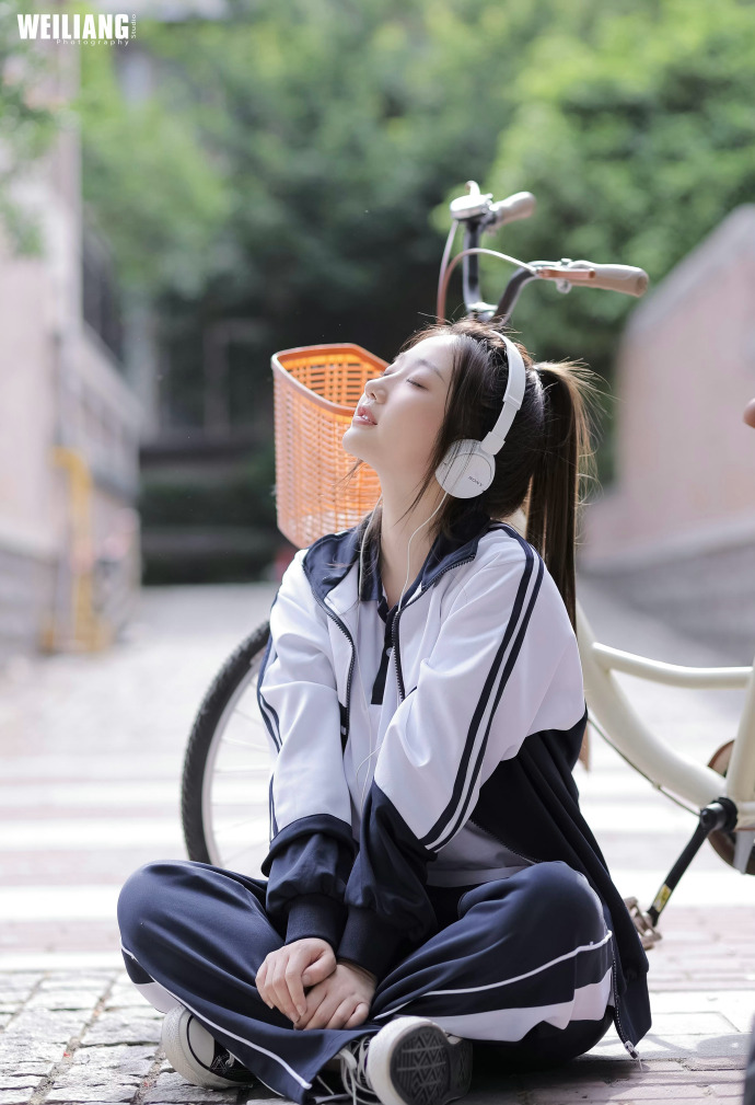 苹果高管建议改写《Pluribus》大结局，原子弹成关键转折